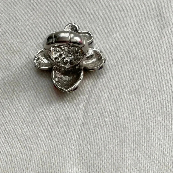 Ring - Picture 3 of 3